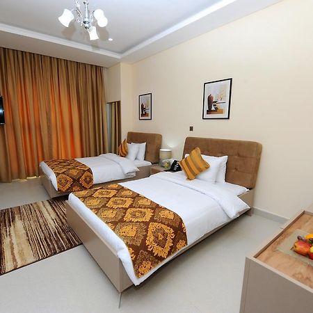 דוחה Al Mansour Park Inn Hotel&Apartment מראה חיצוני תמונה